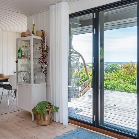 8 Person In Ebeltoft-by Traum *