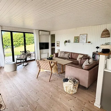 8 Person In Ebeltoft-by Traum *